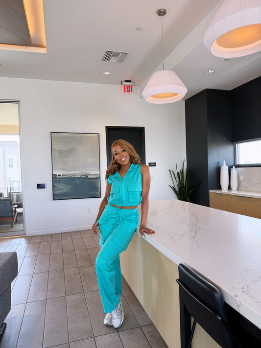 Photo of turquoise leisure set 